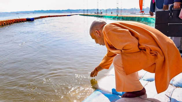 mahakumbh-2025-is-the-water-of-ganga-yamuna-really-contaminated-read-the-whole-truth-of-cpcb-report